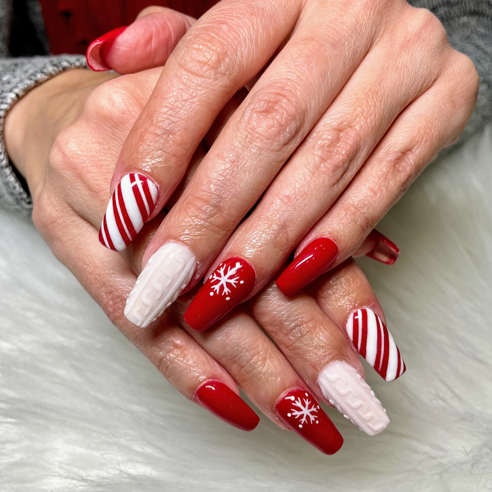 Simply Divine Nail Spa nail photo 4